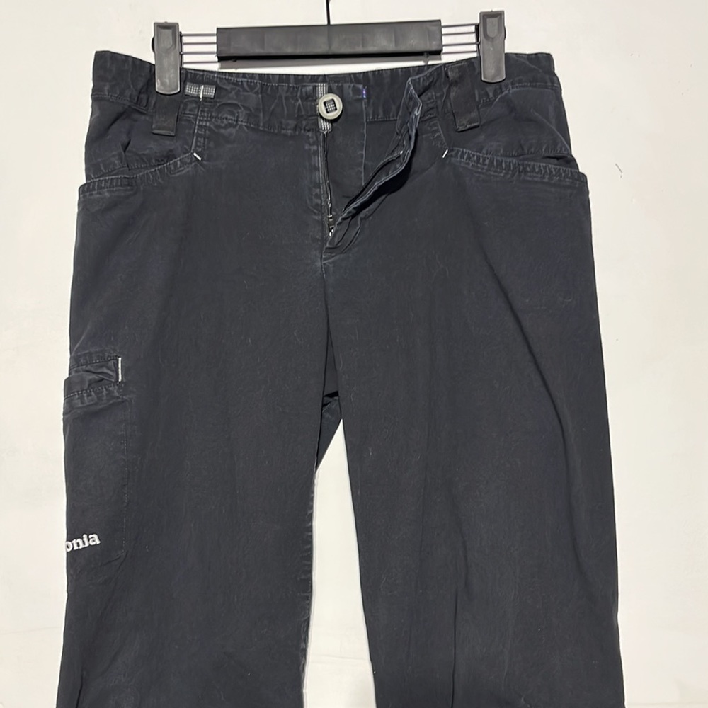 Patagonia Mid Rise Black Organic Cotton Straight Leg Cargo Pants Size 6 - Picture 6 of 11